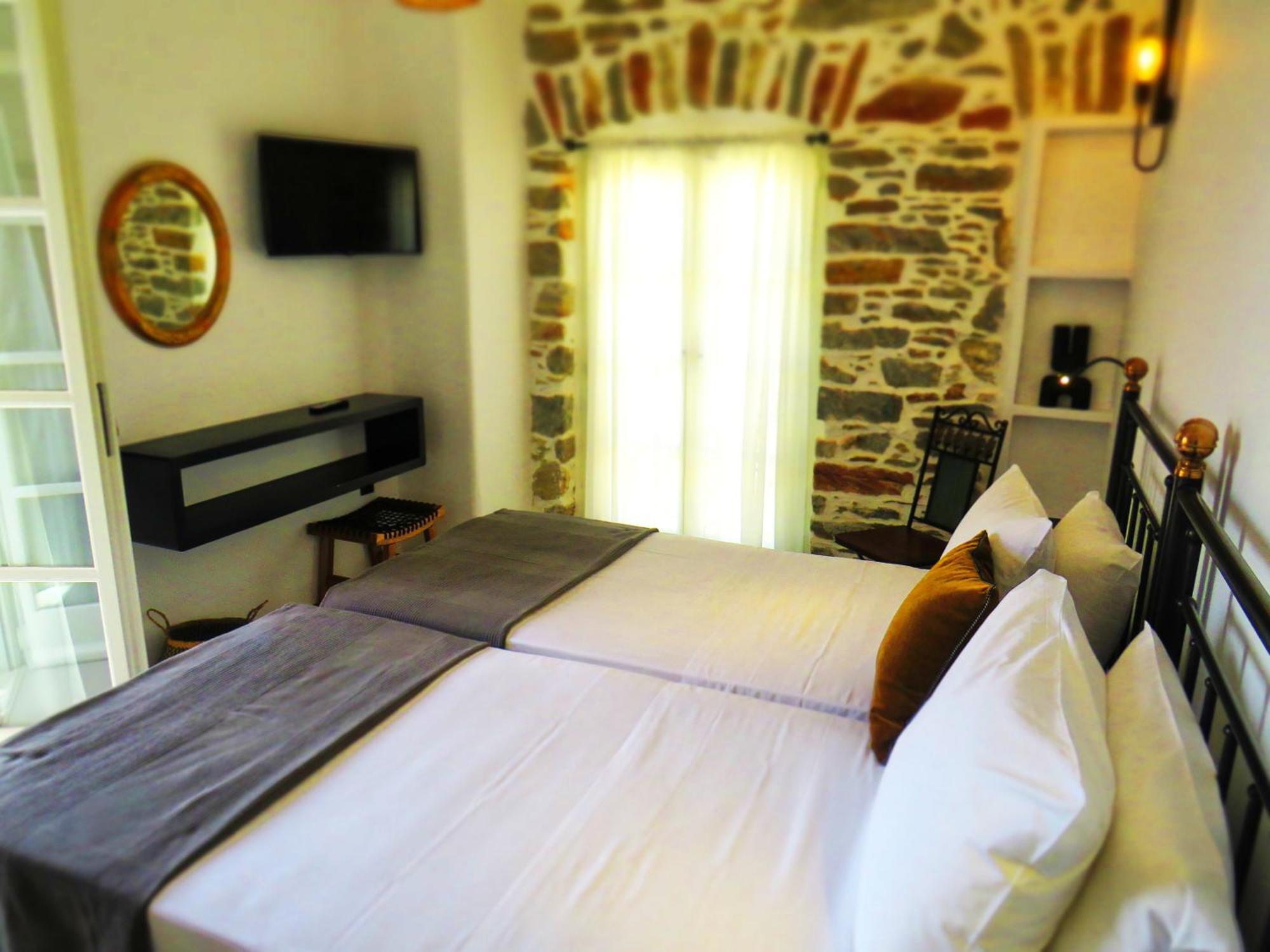 Axilleion Boutique Hotel Ermoupoli Buitenkant foto