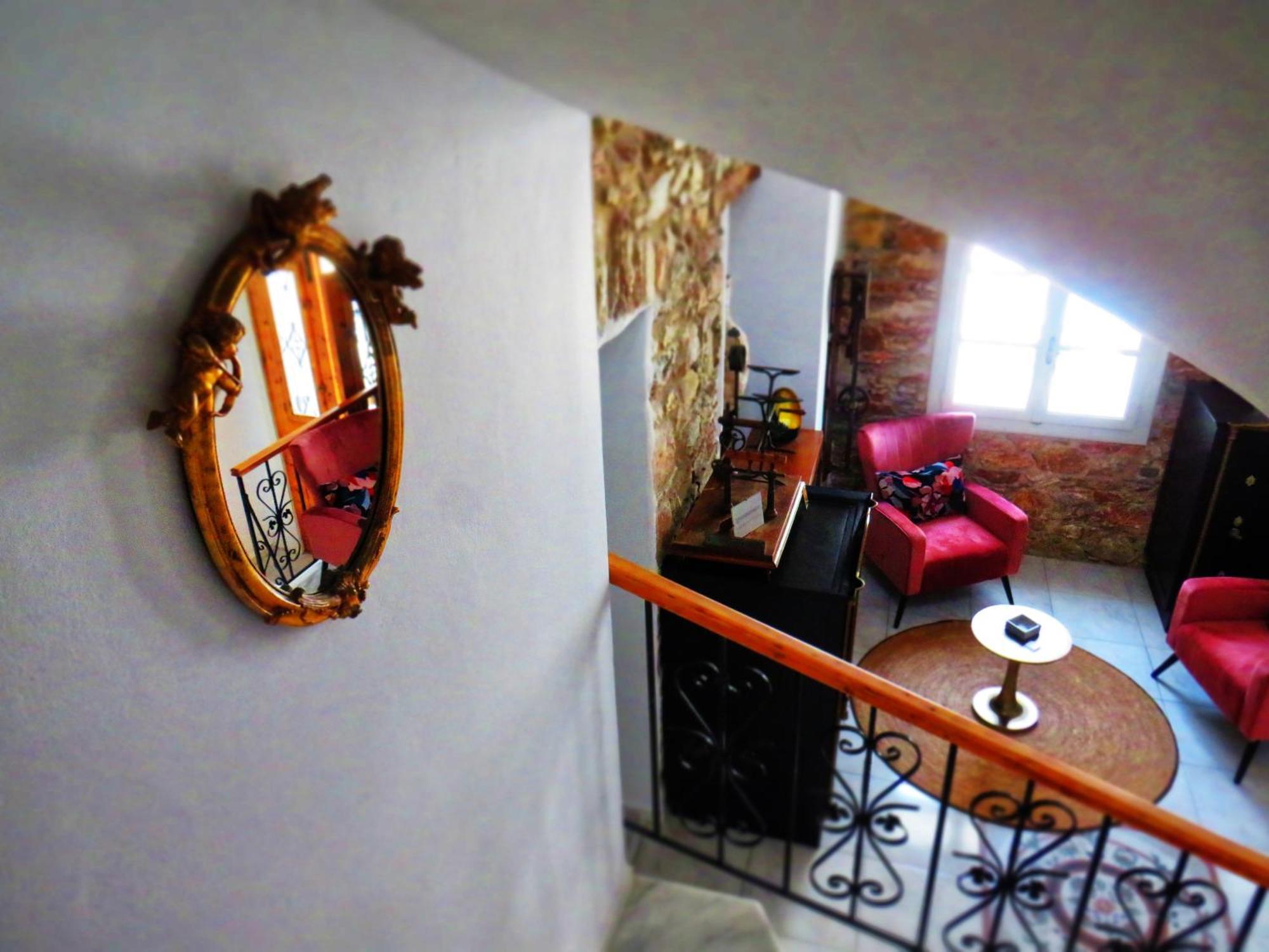 Axilleion Boutique Hotel Ermoupoli Buitenkant foto