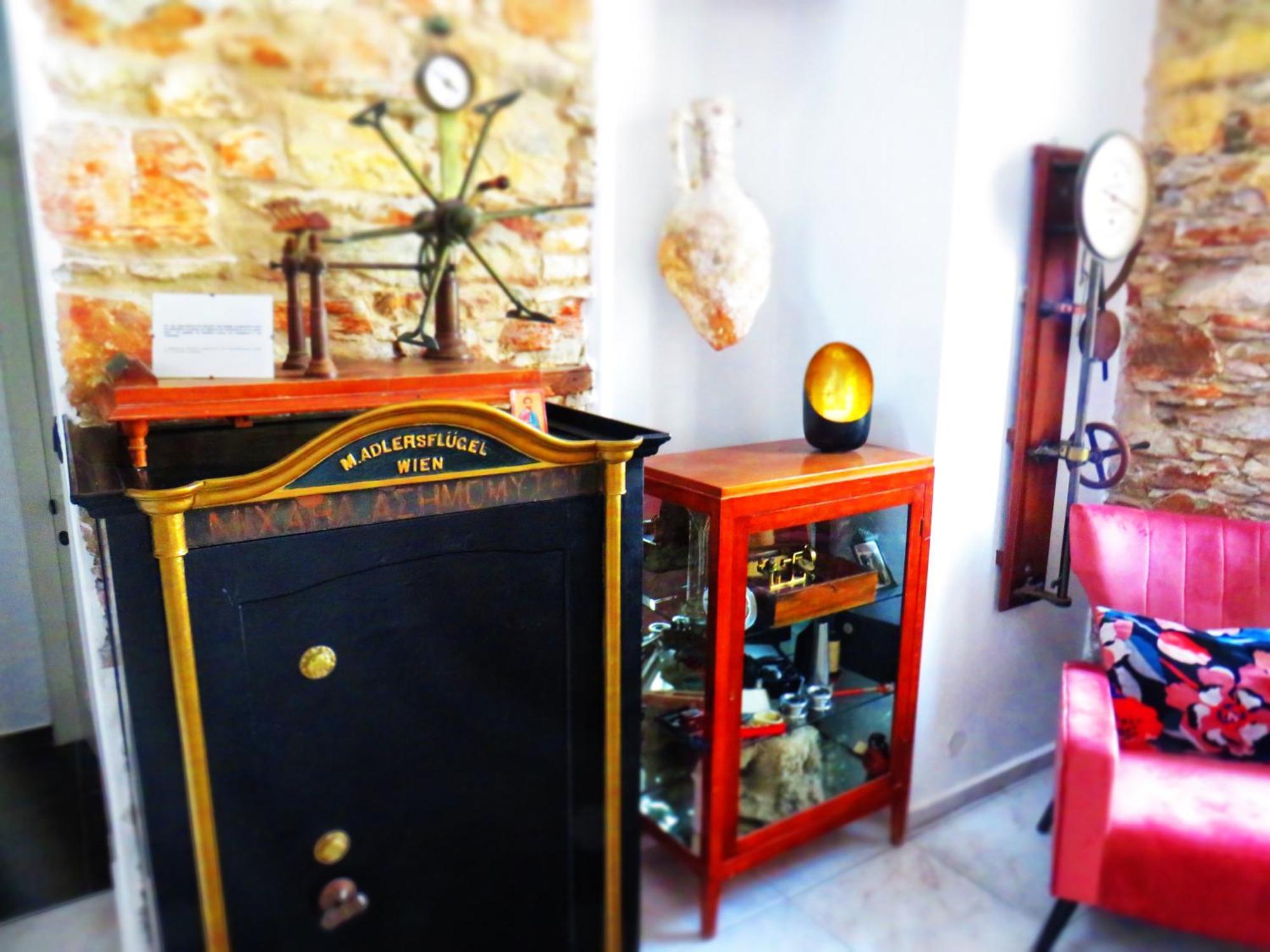 Axilleion Boutique Hotel Ermoupoli Buitenkant foto