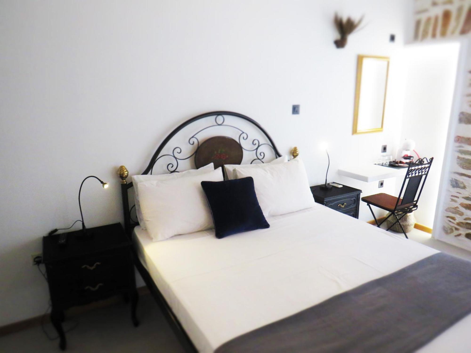 Axilleion Boutique Hotel Ermoupoli Buitenkant foto