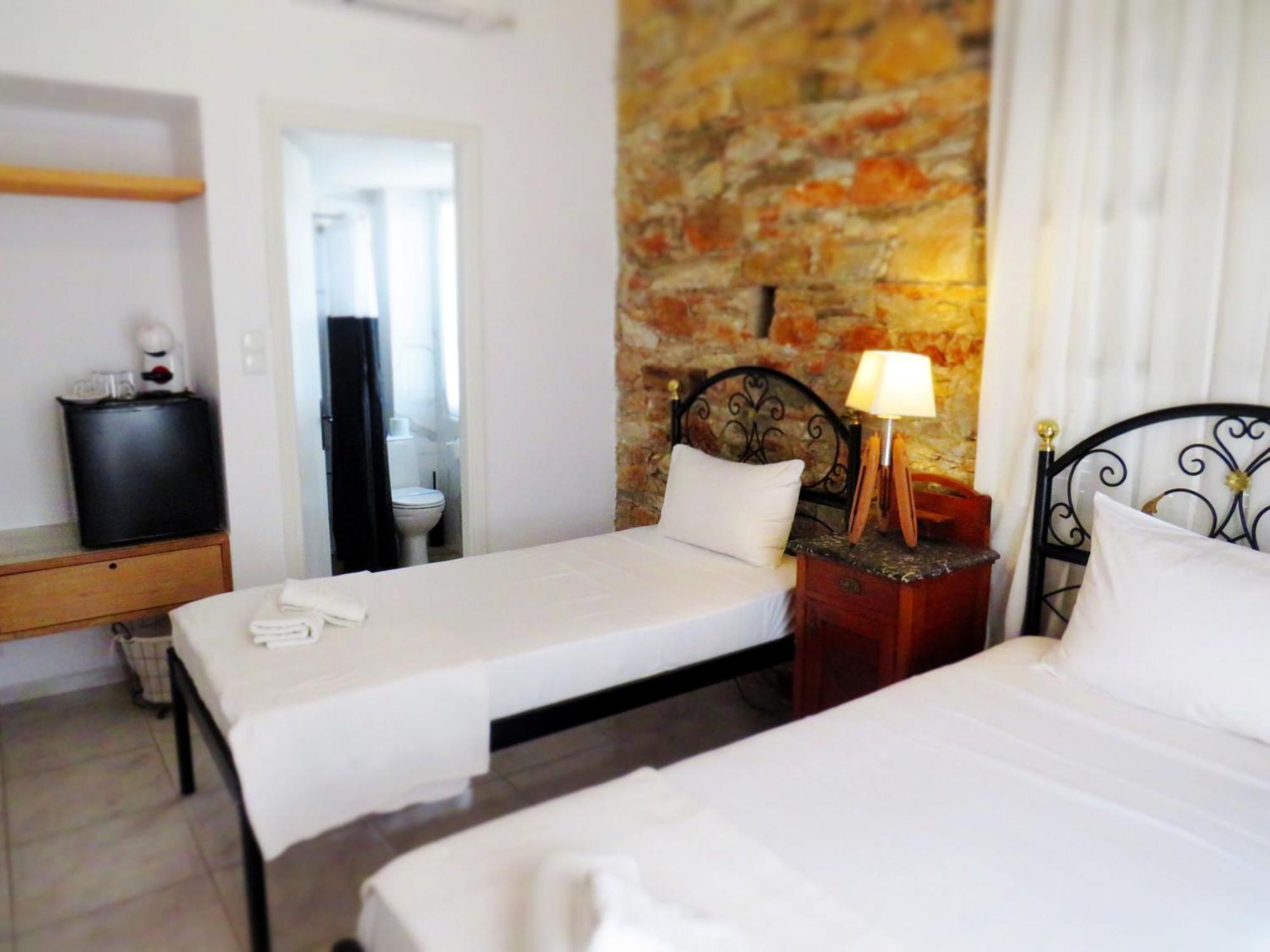 Axilleion Boutique Hotel Ermoupoli Buitenkant foto